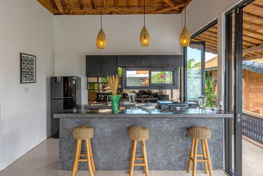 Berawa Canggu Stylish Joglo 3 Bedrooms Private Villa With Private Pool Ngoại thất bức ảnh